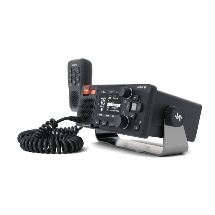 em-trak X100 NEXUS UKW Funkgerät mit AIS und Intercom